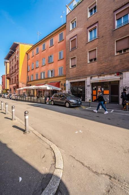 Sotto Le Due Torri 5* Bolonha Exterior foto