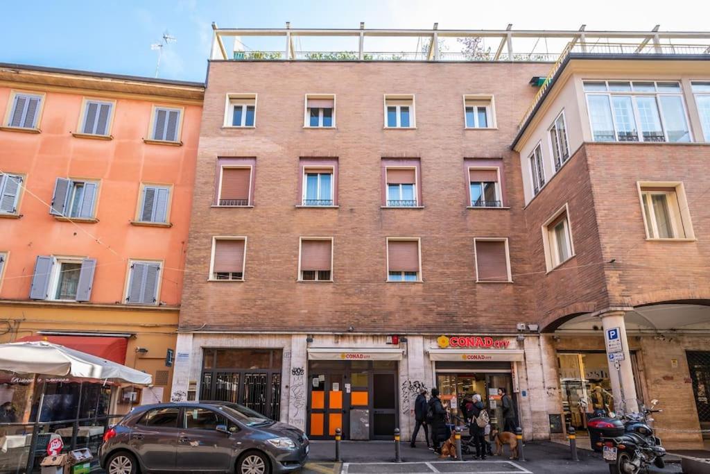 Sotto Le Due Torri 5* Bolonha Exterior foto